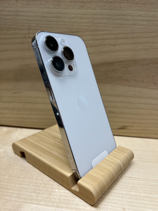 iPhone 14 pro Blanco 256gb ESIM Bateria 100%