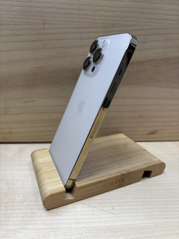 iPhone 13 Pro 256gb Oro Bateria 100% - Imagen 2
