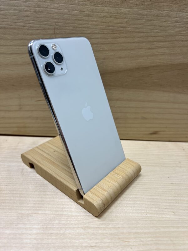 OFERTA iPhone 11 pro max 256gb blanco Bateria 100%